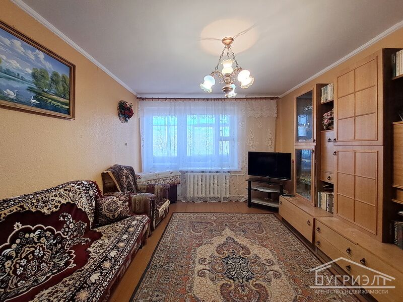 Двухкомнатная квартира, 60 лет Октября, ул. - 560030, фото 1