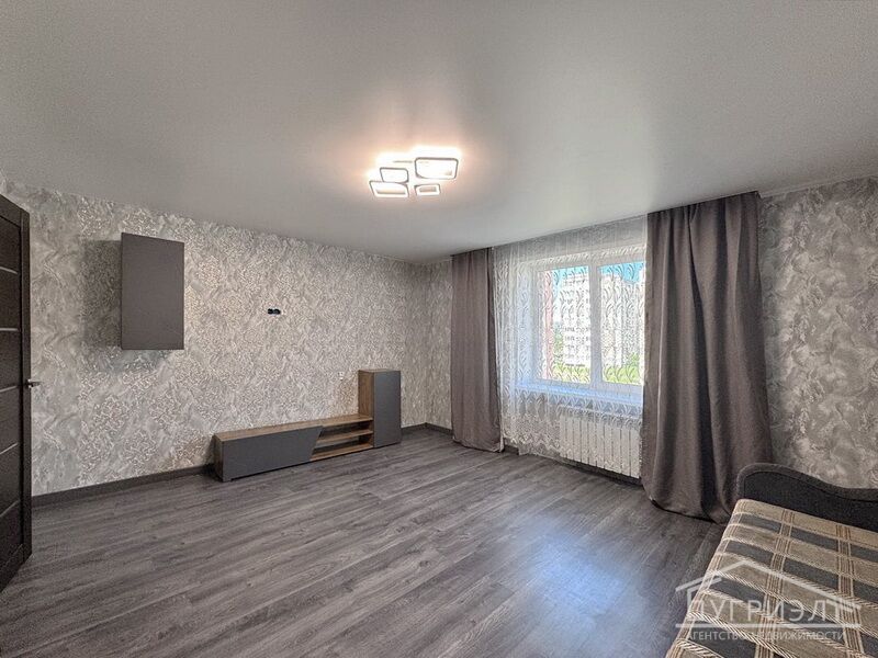Трехкомнатаня квартира, Костюшко ул. - 560067, фото 1