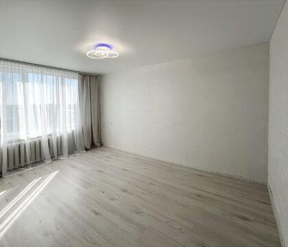 Трёхкомнатная твартира, д. Пинковичи - 560025